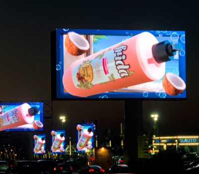 Frida Naked-Eye 3D Ad Rules the Road